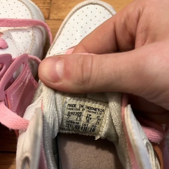 Nike Air Huarache High Top Pink and White Sneakers 7 - Picture 11 of 11